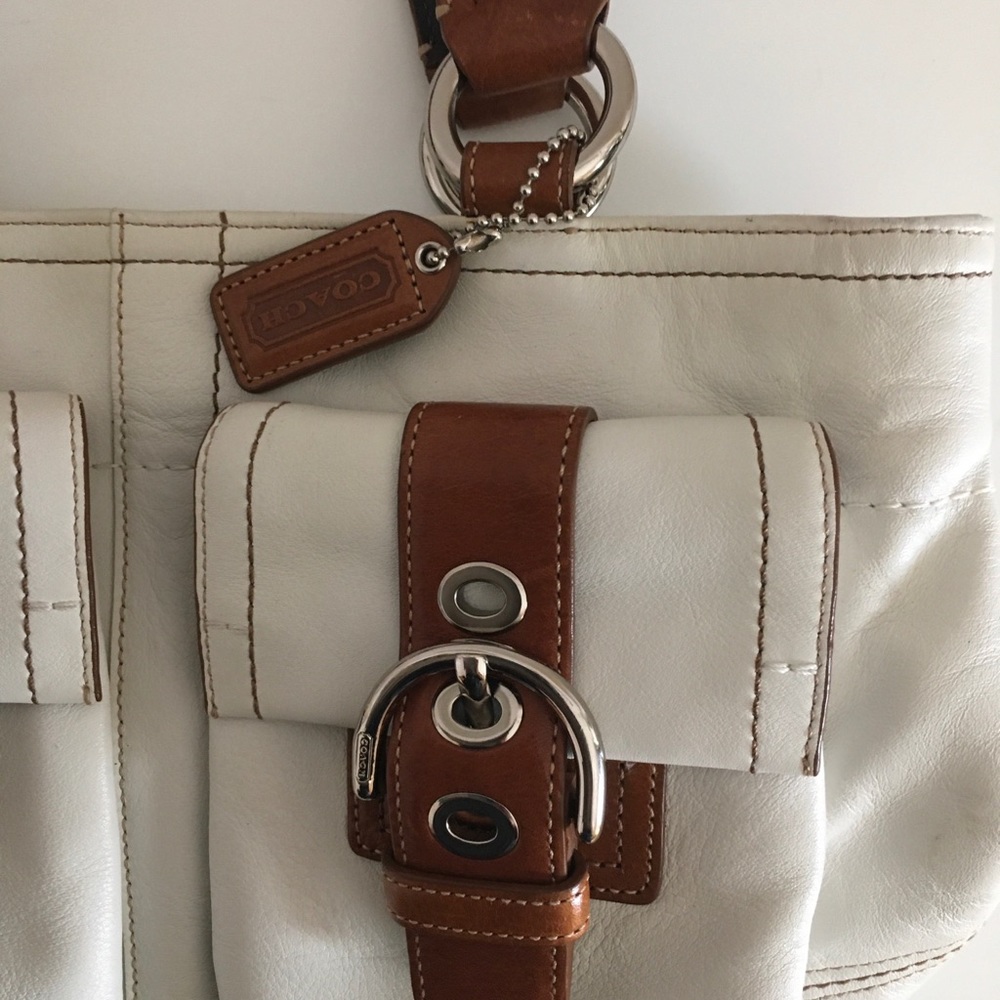 White/Tan Coach purse - Picture 4 of 6